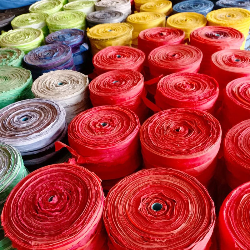 Fâșii de pânză și sfori de legare pentru agricultură: sfori pentru legarea ramurilor la pomii fructiferi, sfori pentru legarea răsădinilor în seră, benzi din pânză pentru fixarea baloților de pământ