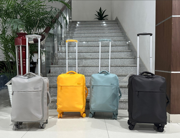 Ikx reisikohver — Oxford materjal, tõmblukuga avamine, TSA kombineeritud lukk, universaalsed rattad, kaal 1,9 kg, unisex, meelelahutusreisidele.