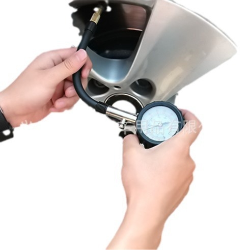 Манометр за налягане в автомобилните гуми с цифров дисплей, ABS пластмасова конструкция, диапазон 0–100 psi, дисплей в kPa