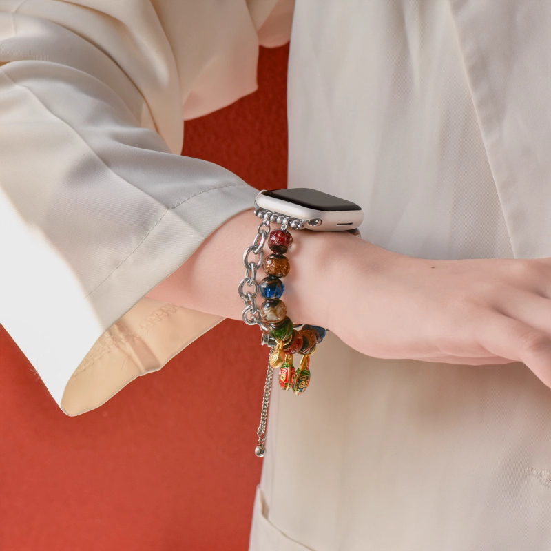 Remen za Apple Watch S9/10 s glaziranim perlicama