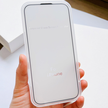 Ochranný štít z tvrdeného skla pre iPhone 16 Pro Max a iPhone 17 Pro Max – plný displej, HD, tenká čierna hrana