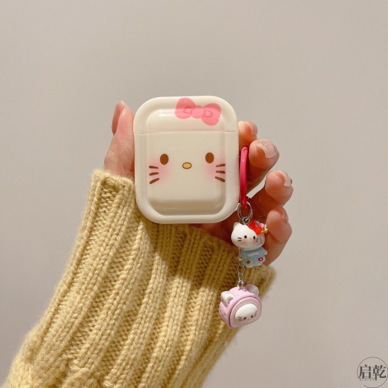 Kućište za AirPods Pro 3 s Hello Kitty privjeskom, TPU mekani kućište, završna obrada sprejem, kompatibilno s Apple