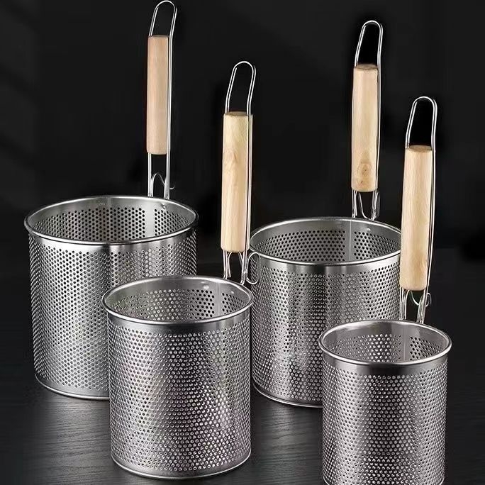 304 nerūsējošā tērauda sietiņš makaronu un karsta katla pagatavošanai ar riteņiem, saliekams, gumijas rokturis