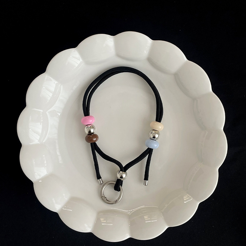 Lanyard za mobitel – ručno izrađen od akrila, poliester šnura i metalna kopča, unisex