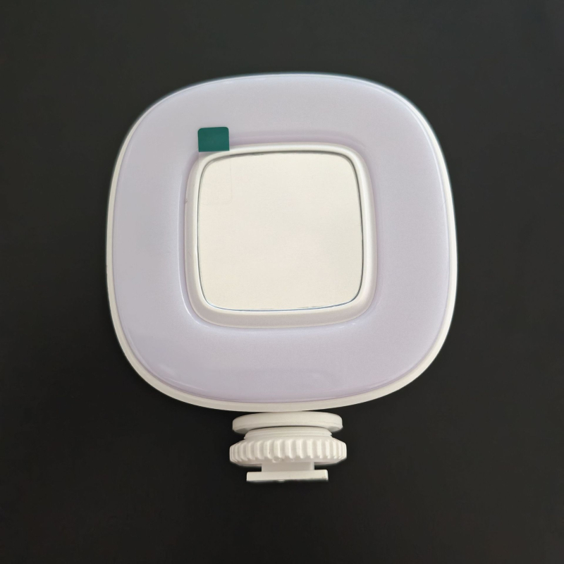 Mini svjetlo za fotografiranje, džepno svjetlo u stilu K, s tri boje temperature, snaga ispod 10W, napon 2,8–3,7V