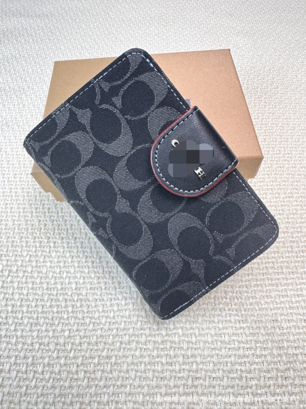 Portofel feminin din PVC, model cu dungi, cu mai multe compartimente pentru carduri, buzunar pentru monede și suport pentru ID