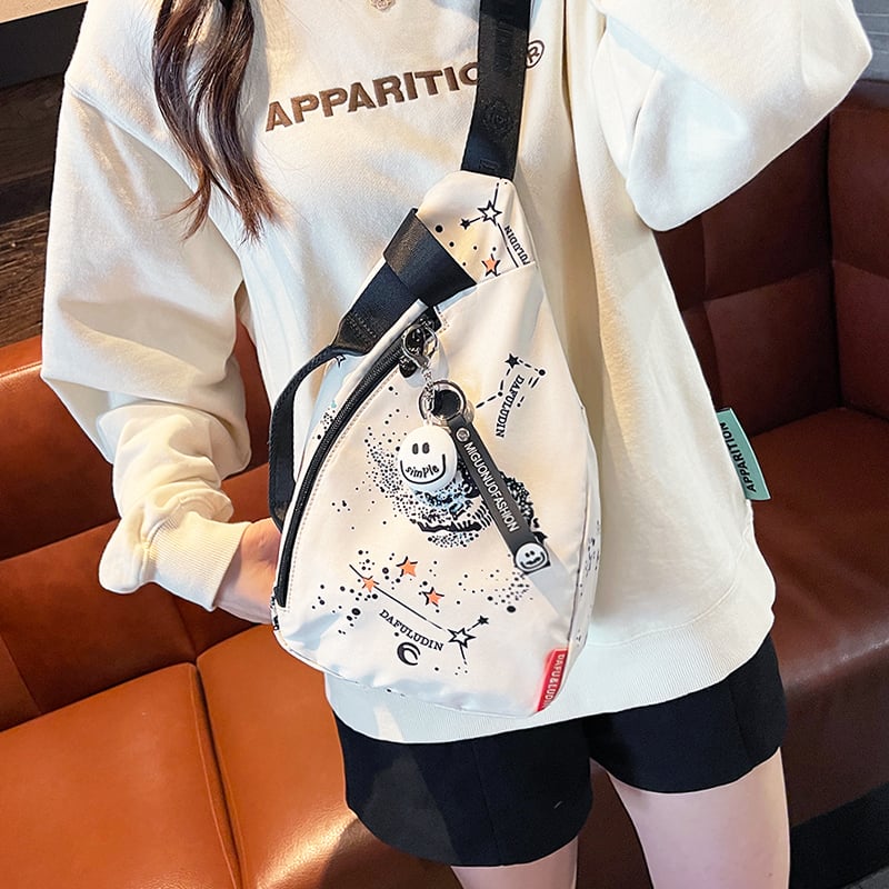 Geantă crossbody din material cu flori de mătase, închidere tip capac, buzunar cu fermoar, căptușeală PU, design exterior tridimensional, stil unisex