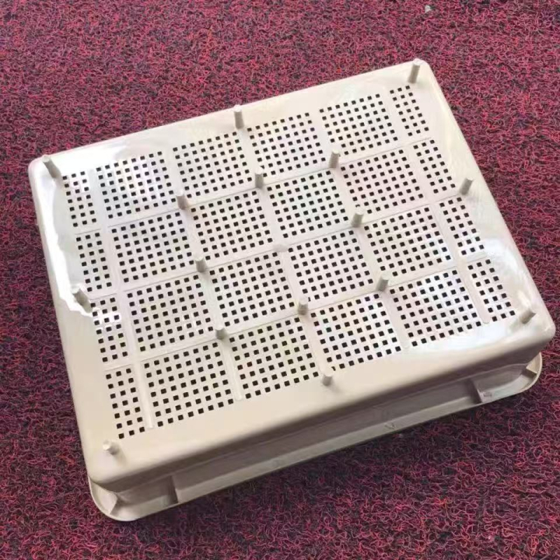 Кутия за котешки пясък, полузатворена, двуслойна, пластмасова, включена лопатка