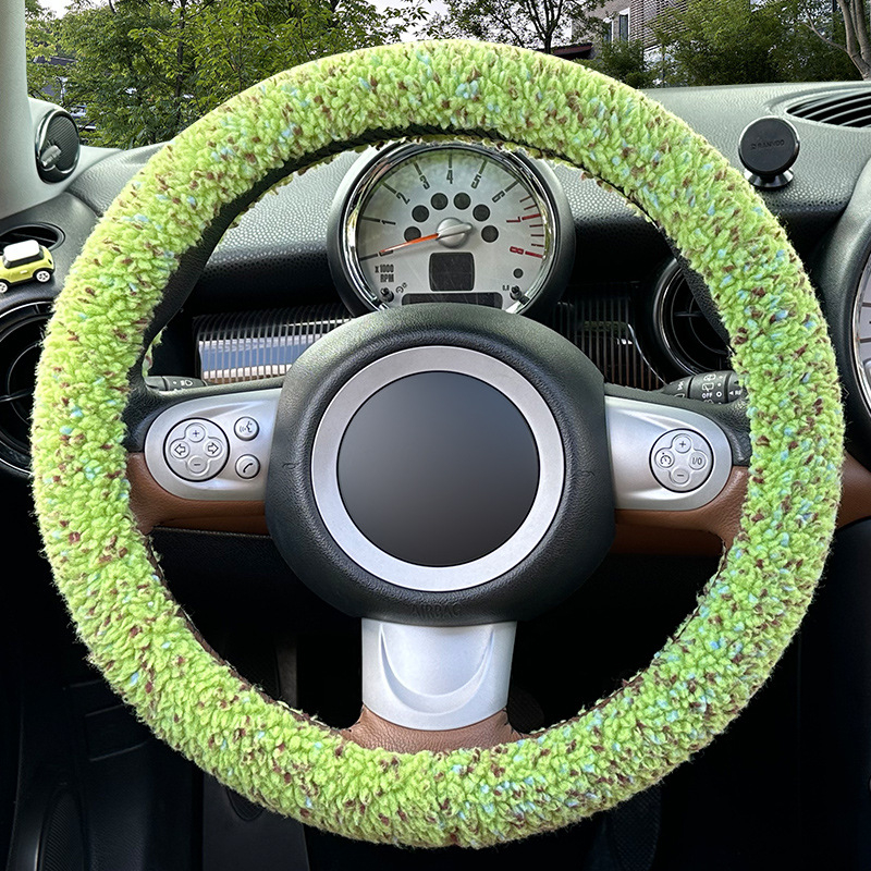 Capac volan auto din pluș artificial, iarnă, stil minimalist, montare universală