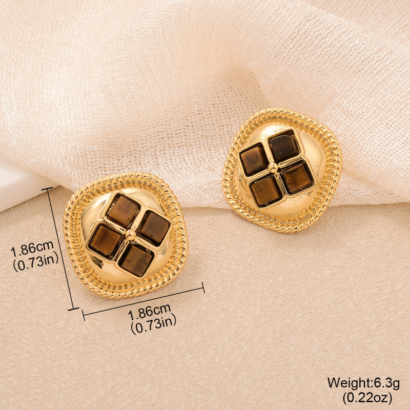 Обеци Kovonchy – листовидна форма, метал; ушни игли от 925 сребро; електропокритие (Ключови характеристики: Kovonchy; форма на листа; ушни игли от 925 сребро; електропокритие)