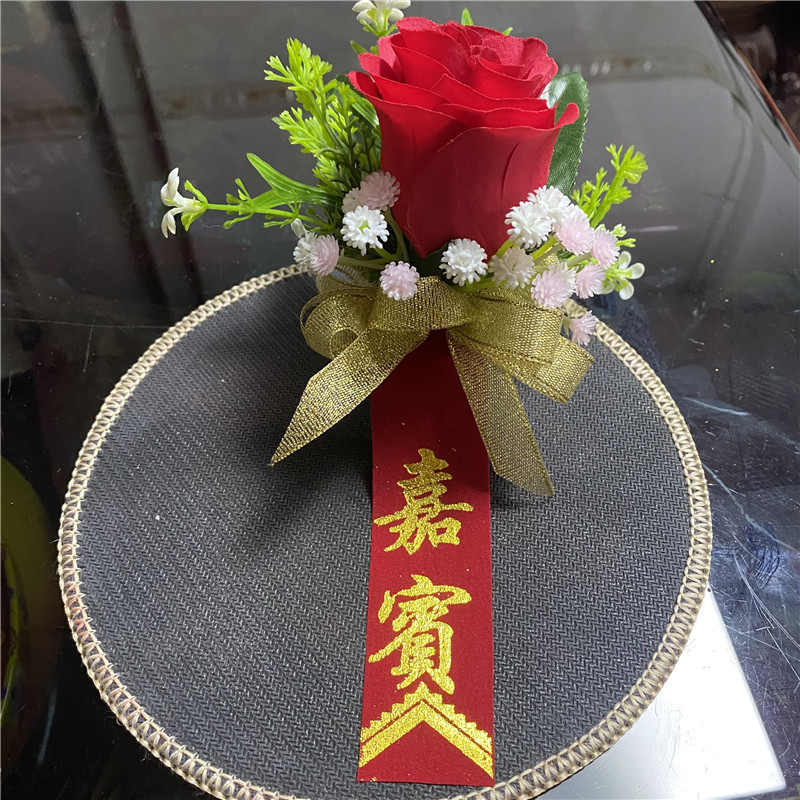 Koszorú és gomblyuk-dísz, kínai stílusú, ajándék osztálytársnak, Karácsony és költözés