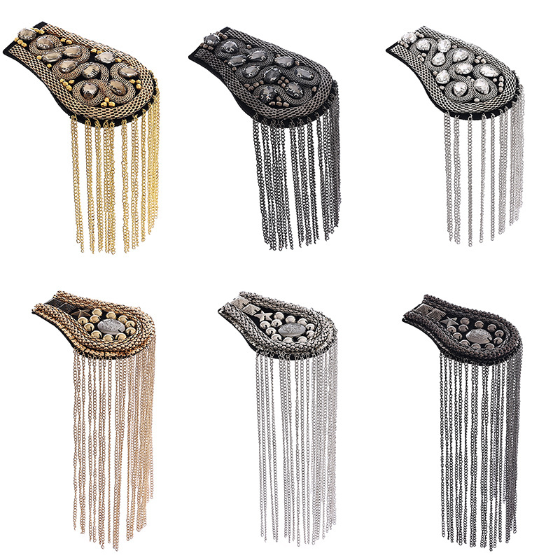 Unisex sakausējuma epaulete ar pūdelīti un kristālu ievietojumu, elektroplatēta, ģeometrisks stils