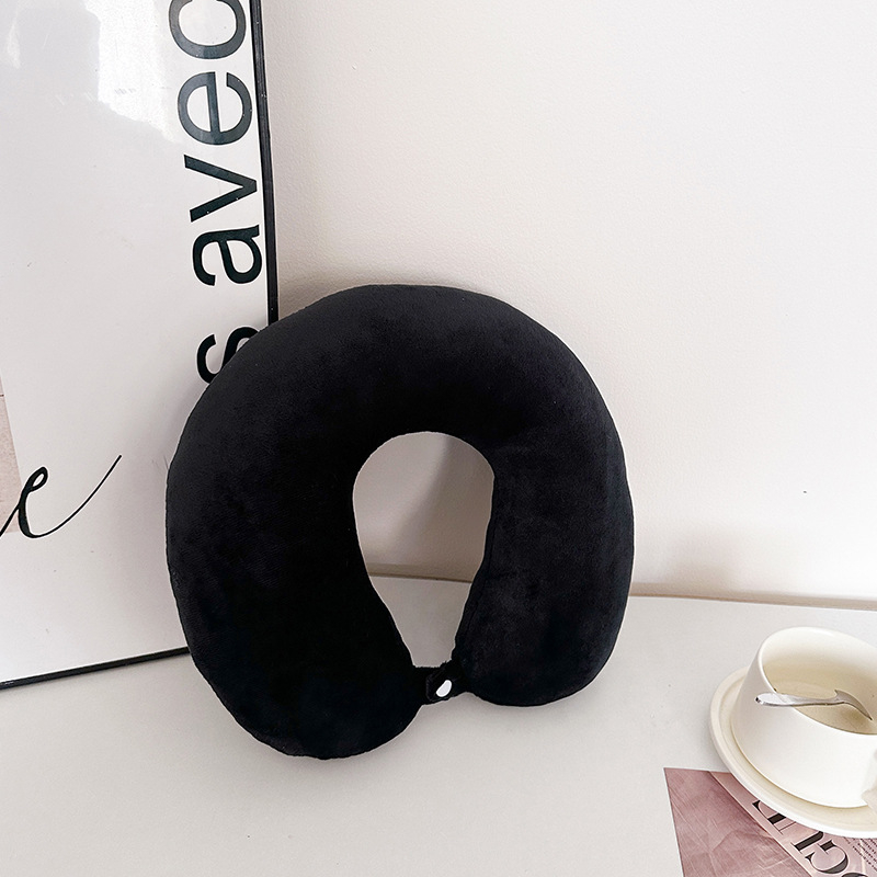 Pernă de gât în formă de U pentru condus și călătorii – umplutură: fibre de poliester; material: țesătură extrem de moale; stil: modern minimalist; formă: U