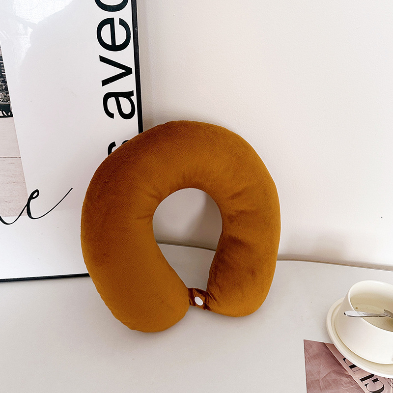 Pernă de gât în formă de U pentru condus și călătorii – umplutură: fibre de poliester; material: țesătură extrem de moale; stil: modern minimalist; formă: U