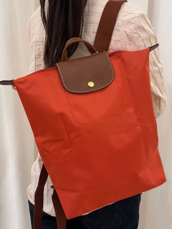 Ghiozdan pliabil, impermeabil din nailon, capacitate 20–35 L, compatibil cu laptop de 14 inch