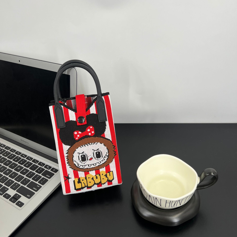 Teksturēta rokas soma ar sirds formas telefonu maciņu — svaigs un salds stils, materiāls poliesteris, vertikāla kvadrāta forma, aizvērums ar atslēgu, iekšējā kabatiņa telefona glabāšanai