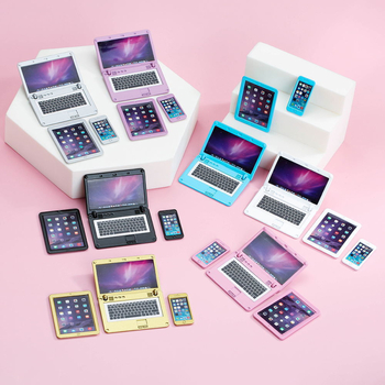 Leļļu namiņa mini gadgetu komplekts (3 gab.) – mobilie telefoni, planšetdatori un klēpjdatori, cinka sakausējums; sērija Tablet; zīmols Runi; krāsots pārklājums; pielāgojams