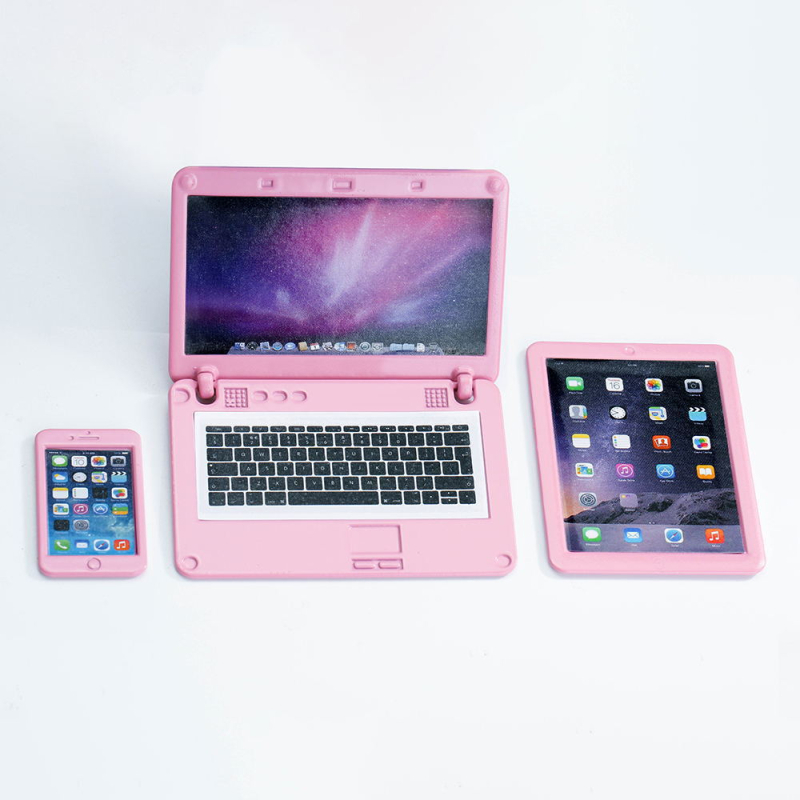 Leļļu namiņa mini gadgetu komplekts (3 gab.) – mobilie telefoni, planšetdatori un klēpjdatori, cinka sakausējums; sērija Tablet; zīmols Runi; krāsots pārklājums; pielāgojams