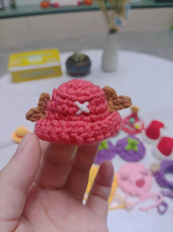 Cartoon vilnos megzta naminiams gyvūnėliams skrybėlė - rankų darbo, skirta visoms veislėms, visoms sezonoms