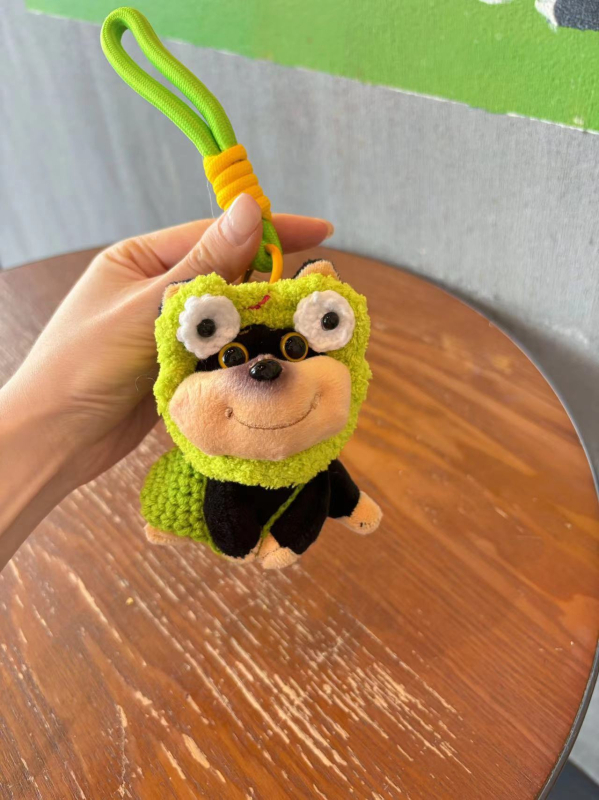 Pandantiv pentru telefon din pluș cu clips și lanț crossbody – stil desen animat, decorativ, material pluș, ambalaj individual