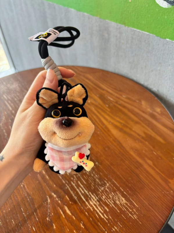 Pandantiv pentru telefon din pluș cu clips și lanț crossbody – stil desen animat, decorativ, material pluș, ambalaj individual