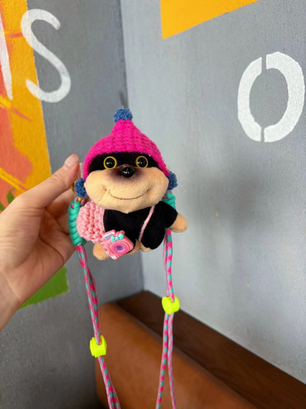 Pandantiv pentru telefon din pluș cu clips și lanț crossbody – stil desen animat, decorativ, material pluș, ambalaj individual