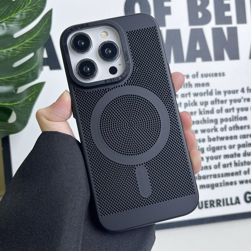 Carcasă rigidă pentru iPhone cu plasă de disipare a căldurii și atașare magnetică, material PC, rezistentă la șocuri, antiamprente