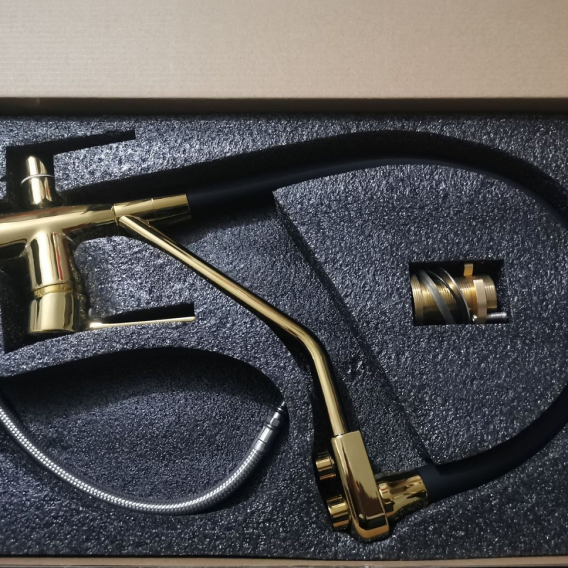 Kuhinjski bakreni faucet, tri u jedan, topla i hladna, okretan, keramičko jezgro ventila, model ali-798988670794, promjer sjedišta ventila 32 mm, radna temperatura 0–90°C