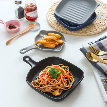 Порцеланова чиния, неправилна форма, японски стил, едноцветна глазура, подходяща за микровълнова