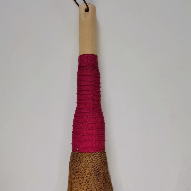 Kokoso palmos indų plovimo šepetėlis neprilimpančioms keptuvėms su vidutinio kietumo šerelėmis