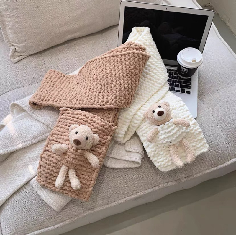 Kit DIY pentru fularul ursuleț cu buzunar – fular tricotat manual, fir poliester gros, Semi-Worsted, Haohan, origine Hebei