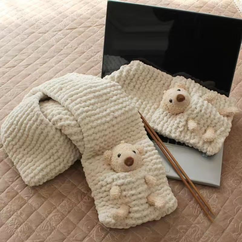 Kit DIY pentru fularul ursuleț cu buzunar – fular tricotat manual, fir poliester gros, Semi-Worsted, Haohan, origine Hebei