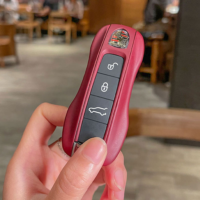 Porsche kulcsház – PU anyag, lakkozott bőrhatás, egyszerű stílus; kompatibil Cayenne, Macan, 911, Panamera, 718, Taycan