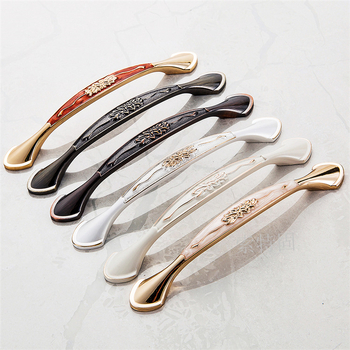 Μονοτρύπητη λαβή για ντουλάπι και συρτάρι, από κράμα ψευδάργύρου, ηλεκτροφορημένη επίστρωση, στυλ ελαφριάς πολυτέλειας; κατάλληλη για γκαρνταρόμπες, ντουλάπες, πόρτες και συρτάρια.