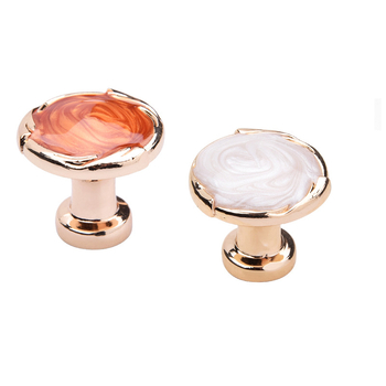 Μονοτρύπητη λαβή για ντουλάπι και συρτάρι, από κράμα ψευδάργύρου, ηλεκτροφορημένη επίστρωση, στυλ ελαφριάς πολυτέλειας; κατάλληλη για γκαρνταρόμπες, ντουλάπες, πόρτες και συρτάρια.