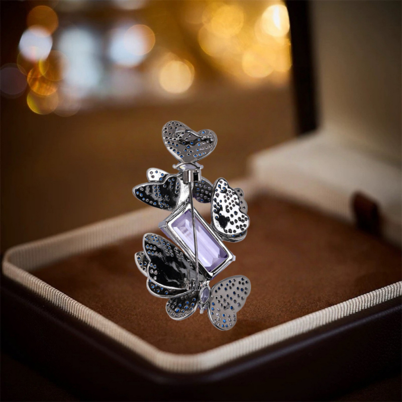 Καρφίτσα (χαλκός; σχήμα: ζώα; ηλεκτροπλατίωση; άνοιξη 2025)