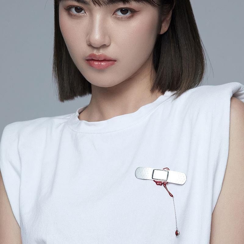 Brooch — αρχικός σχεδιασμός, ηλεκτροπλατίωση, υλικό: άλλο, γλυκό-δροσερό στυλ, διακοσμητικός χαρακτήρας