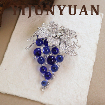 Broșă din cupru, în formă de strugure, încrustată cu diamante, pentru femei, accesoriu de modă de lux