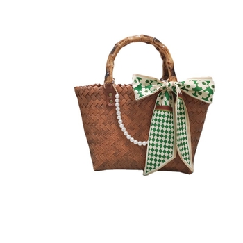 Geantă de damă din PVC, formă ovală, deschidere deschisă, fără căptușeală, fără curea, duritate medie spre moale