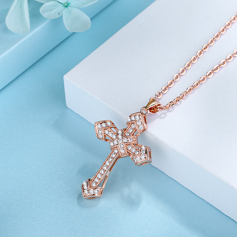 Hosszú láncos kereszt medálos nyaklánc fehér rézből, XL053, őszi 2021 (Anyag: White copper; Márka: Zhen Xin; Modell: XL053; Szezon: őszi 2021)