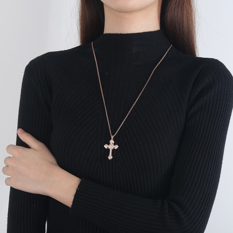 Hosszú láncos kereszt medálos nyaklánc fehér rézből, XL053, őszi 2021 (Anyag: White copper; Márka: Zhen Xin; Modell: XL053; Szezon: őszi 2021)