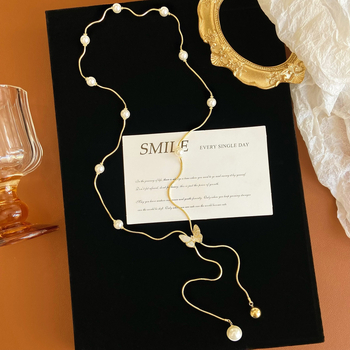 Дълга медна огърлица за пуловер с пеперудена форма и висулка от смесени камъни