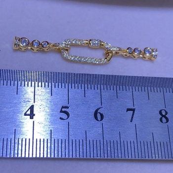 Perlų vėrinys su ištiestu pilno deimantų sujungimo užraktu, 925 sidabras, elektroplatinimas, Žiema 2025