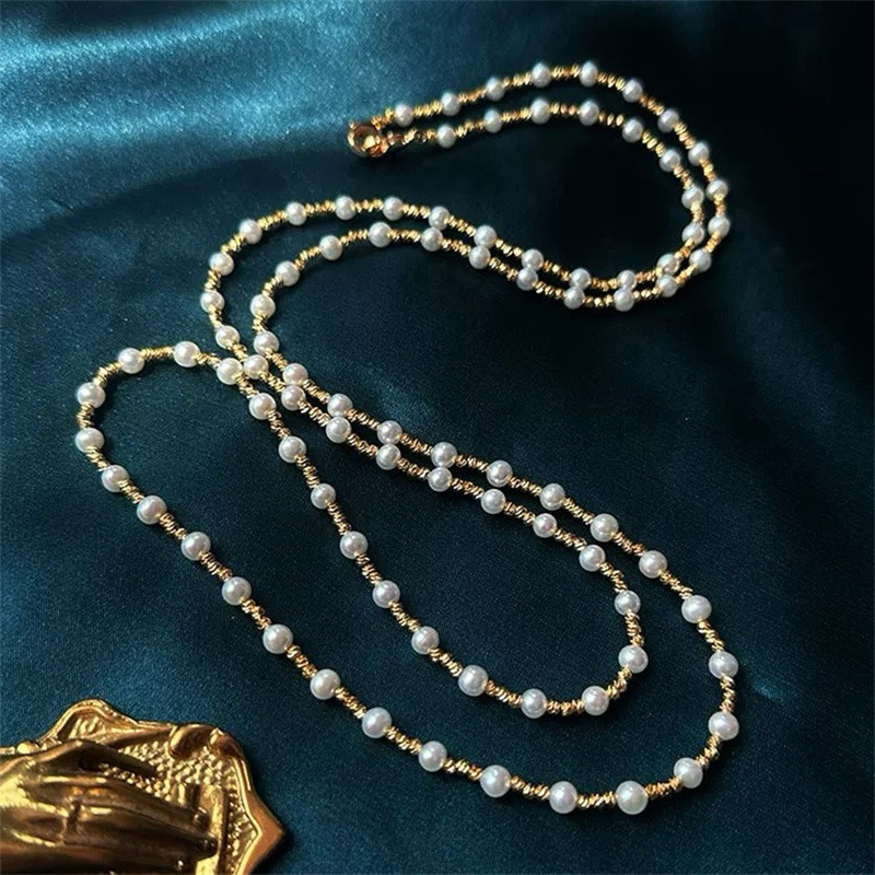 Κολιέ Zhi zhen με μαργαριτάρια γλυκού νερού — σχεδόν στρογγυλά μαργαριτάρια, αλυσίδα από κράμα χαλκού, κυκλοφορία φθινοπωρινή 2025