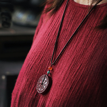 Μεντάγιόν από Purple Gold Sand • Αλυσίδα πουλόβερ • Αριθμός σειράς DHZ00124512 • Αριθμός παραγωγής DHZ001241511