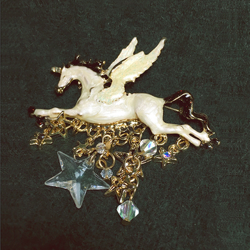 Брошка: Пегас мультфилм персонаж със звезда и ресни - метална сплав, женски стил, кристална обработка, декоративно изделие, пролет 2025
