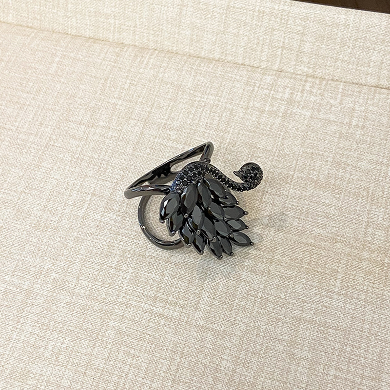 Réz sálkapocs cirkón beépítéssel, mikro-beállítás, női divat kiegészítő, állat/horoszkóp forma