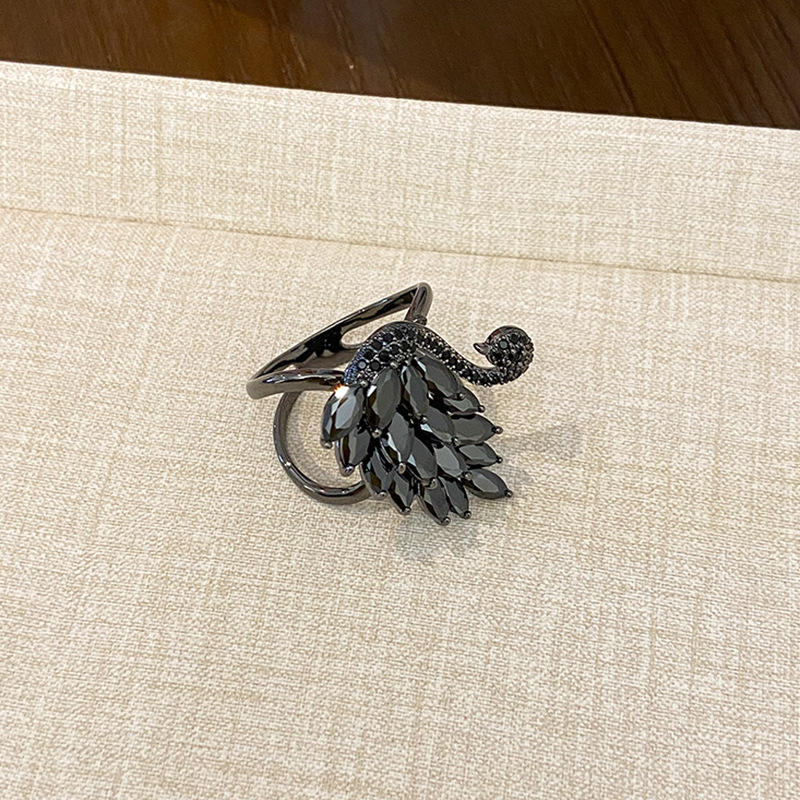 Réz sálkapocs cirkón beépítéssel, mikro-beállítás, női divat kiegészítő, állat/horoszkóp forma