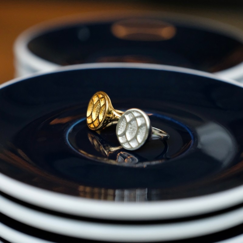 Aranyozott rézből készült egyrészes sálcsat – egyszerű, uniszex, geometriai mintázat, elektroplakálás, testreszabható