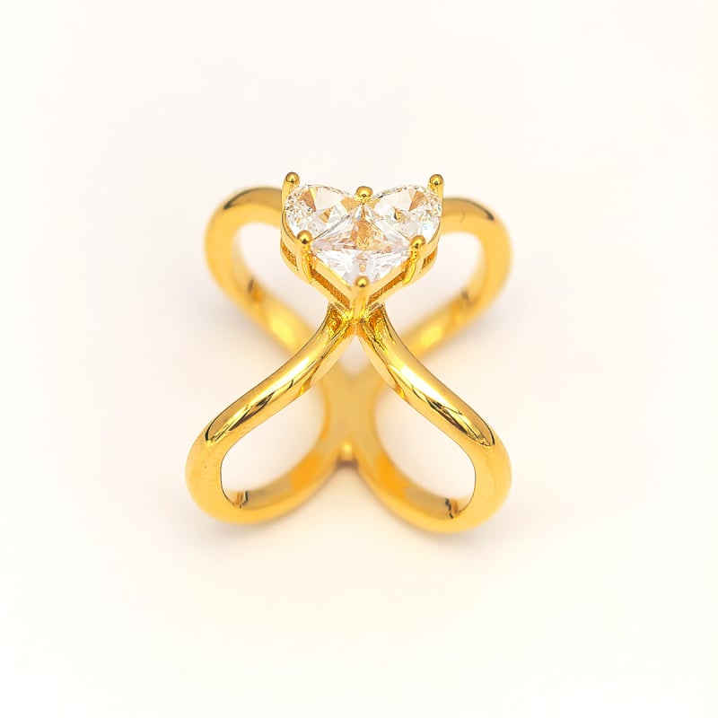 Réz alapanyagú sálkapocs cirkóniával, szív alakú, elektroplatinált felület, női kiegészítő japán-koreai stílusban